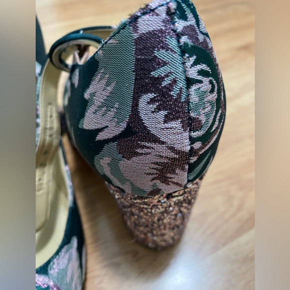 Marc Fisher Green & Pink Glitter Block Heels Mary Jane’s Size 8 - Picture 9 of 16